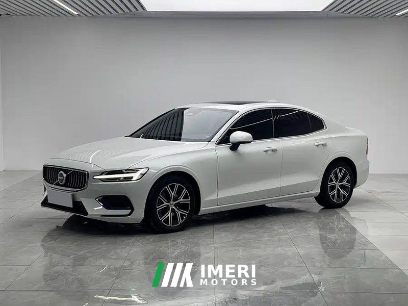 Volvo S60 B4 Intelligent Luxury Edition - ავტომობილი ჩინეთიდან