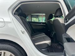 Volkswagen Golf 200TSI DCT - photo 12