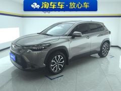 Toyota Frontlander 2.0L Luxury Edition - фото 1