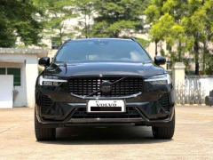 Volvo XC60 B5 AWD Smart Remote Midnight Black Edition - фото 2
