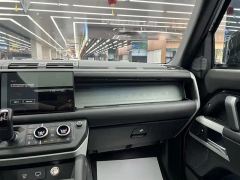 Land Rover Defender 110 3.0T P400 X-Dynamic HSE - ფოტო 17