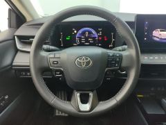 Toyota Camry 2.0GVP Luxury Edition - фото 18