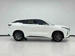 Changan UNI-Z 1.5T Premium Edition - ფოტო 14