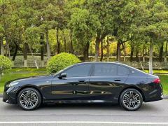 BMW 5 Series 525Li Luxury Package - photo 2