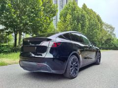 Tesla Model Y Long Range AWD - photo 12