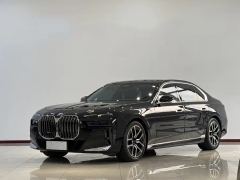 BMW 7 Series 735Li M Sport Package - ფოტო 1