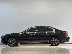 BMW 7 Series 735Li M Sport Package - ფოტო 20