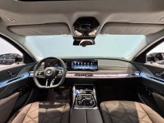 BMW 7 Series 735Li M Sport Package - ფოტო 4