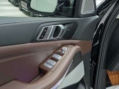 BMW X5 xDrive30Li Deluxe VersionM - ფოტო 17