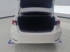 Toyota Corolla Dual-Engine 1.8L Elite Edition - фото 7