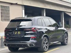 BMW X5 xDrive30Li Deluxe VersionM - ფოტო 13