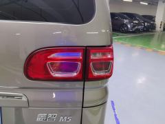 Forthing Lingzhi M5L 1.5T Base 7-seater - фото 5