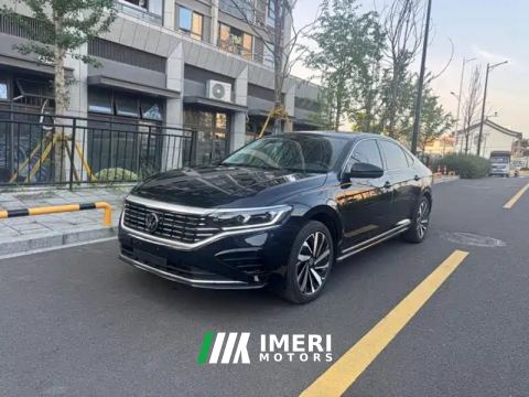 2023 Volkswagen Passat 330TSI Luxury Edition - автомобиль из Китая