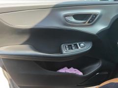Roewe iMAX8 400TGI Edition - фото 12