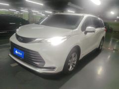 Toyota Sienna Dual-Engine 2.5L 4WD Prestige Edition - ფოტო 1
