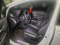 Toyota Sienna Dual-Engine 2.5L 4WD Prestige Edition - ფოტო 14