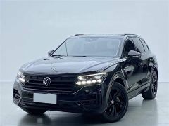 Volkswagen Touareg 3.0T Edition - photo 1