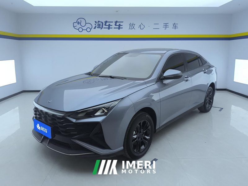 Dongfeng Yixuan 1.5L Luxury Edition