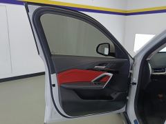 BMW iX1 eDrive25L X Design Package - фото 12