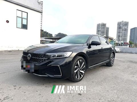 2022 Volkswagen Passat 330TSI Premium Edition