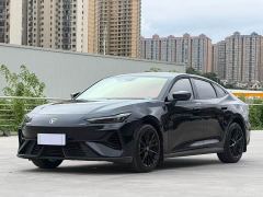 Changan UNI-V 1.5T PHEV Version - photo 1