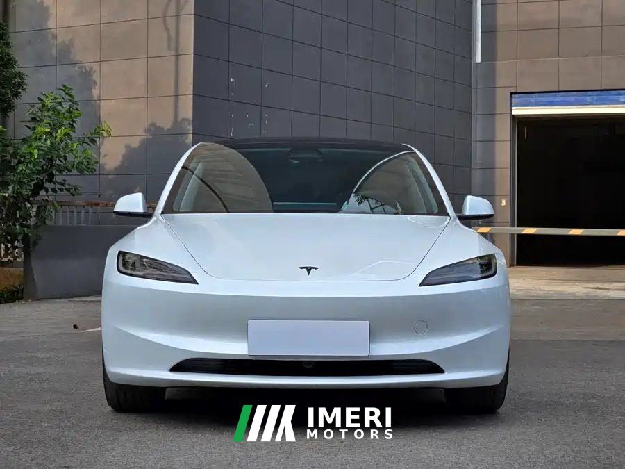 Tesla Model 3 634km Rear-Wheel Drive Edition - автомобиль из Китая