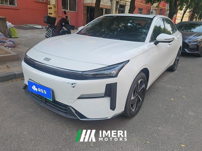 Geely Galaxy L6 EM-i 1.5L 140km Explorer Edition