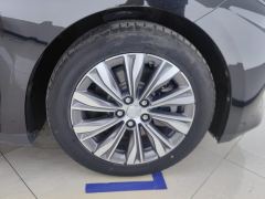 FAW Hongqi E-QM5 610km PLUS - фото 6