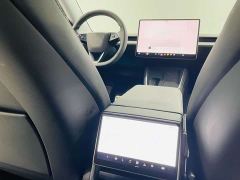 Tesla Model Y 593km Edition - photo 10