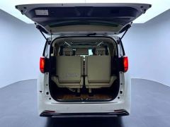 Toyota Alphard Dual-Engine 2.5L Prestige Edition - photo 5