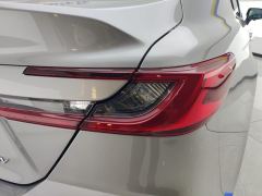 Toyota Camry 2.0GVP Luxury Edition - фото 5