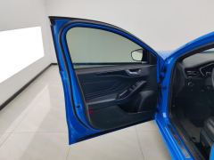 Ford Focus EcoBoost 180 ST-Line - фото 12