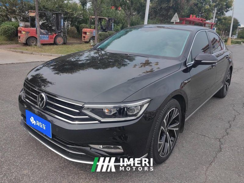 Volkswagen Magotan 330TSI 30 Version - автомобиль из Китая