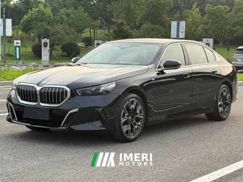 2026 BMW 5 Series Facelift 530Li Premier M Sport Package - автомобиль из Китая