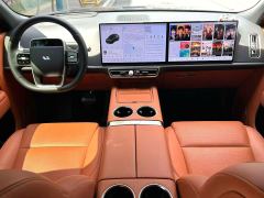 Li Auto L8 Max - ფოტო 4