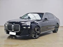 BMW 7 Series 735Li M Sport Package - photo 1