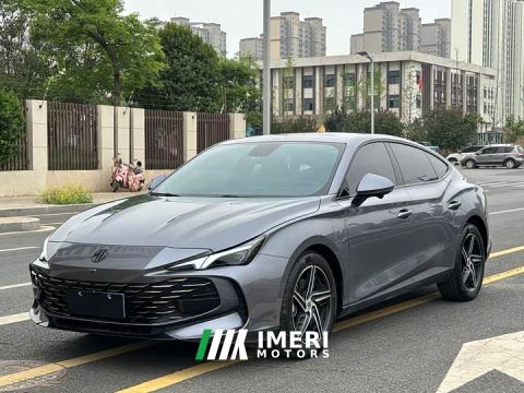 2025 MG7 1.5T 300 Luxury Edition - автомобиль из Китая