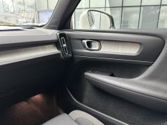 Volvo XC40 B3 2WD Edition - фото 11
