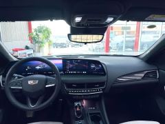 Cadillac CT5 28T Track Performance Edition with Peak Track Package - ფოტო 10