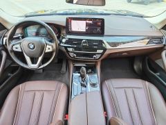 BMW 5 Series Facelift 525Li Luxury Package - ფოტო 5