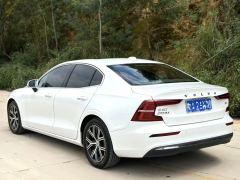 Volvo S60 B4 Smart Luxury Edition - ფოტო 9