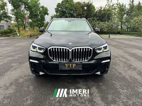 2023 BMW X5 xDrive40Li M Sport Package