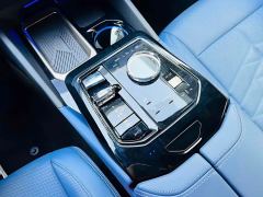 BMW i5 eDrive 35L Premium M Sport Package - ფოტო 15