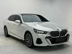 BMW i5 eDrive 35L Premium M Sport Package - ფოტო 3