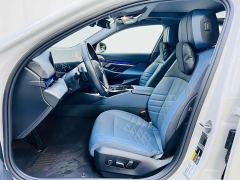 BMW i5 eDrive 35L Premium M Sport Package - ფოტო 9