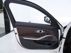 BMW 3 Series 325Li M Sport Package - фото 12