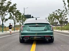Cadillac CT5 28T Track Performance Edition with Peak Track Package - ფოტო 5