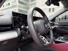 BMW 5 Series 525Li M Sport Package - ფოტო 17