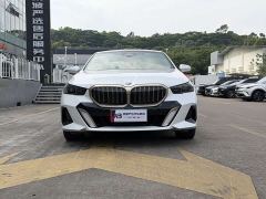 BMW 5 Series 525Li M Sport Package - ფოტო 4