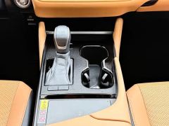 Lexus ES 200 Premium Edition - ფოტო 11